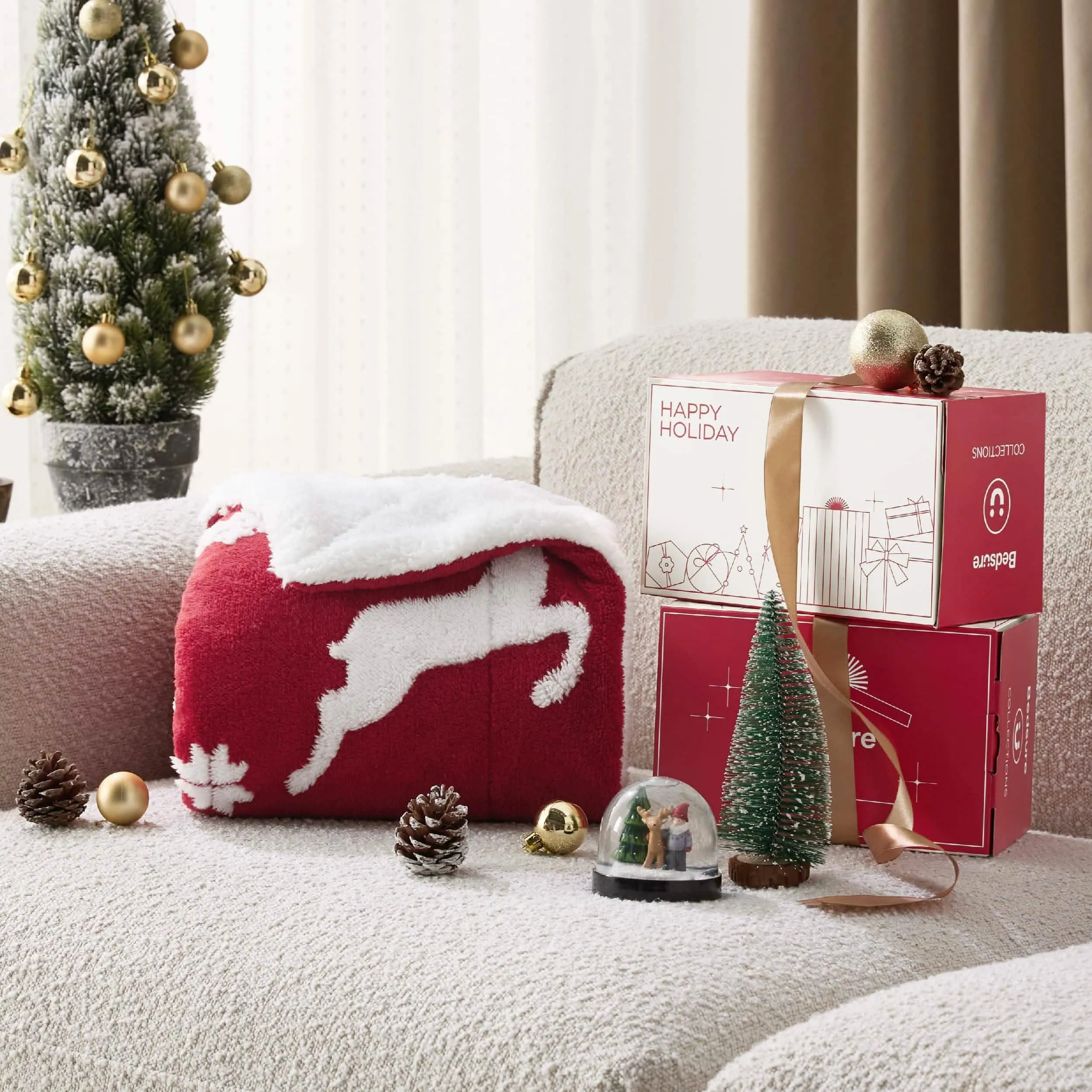 Bedsure Christmas Elk Red Sherpa Throw Blanket