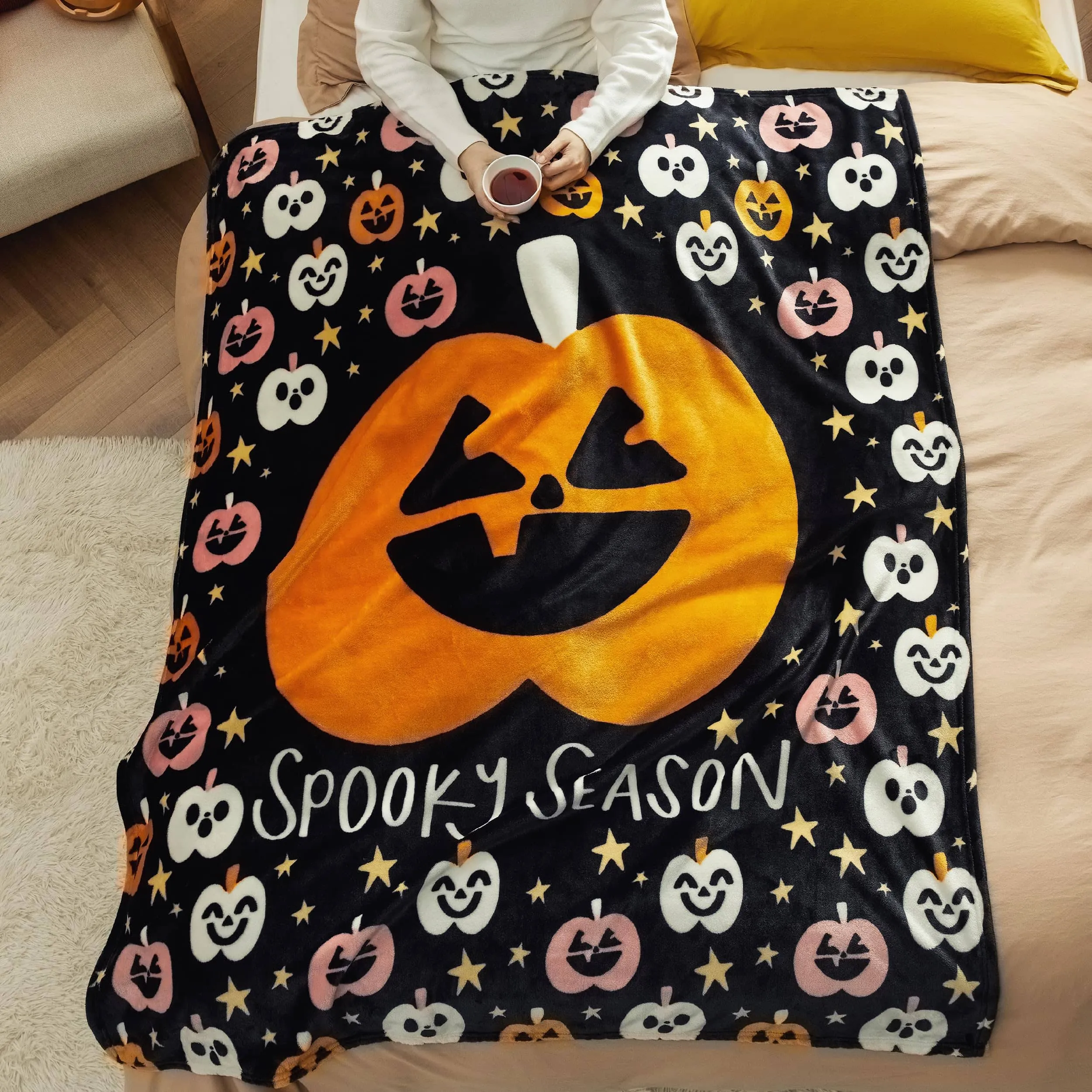 Bedsure Halloween Fleece Throw Blanket