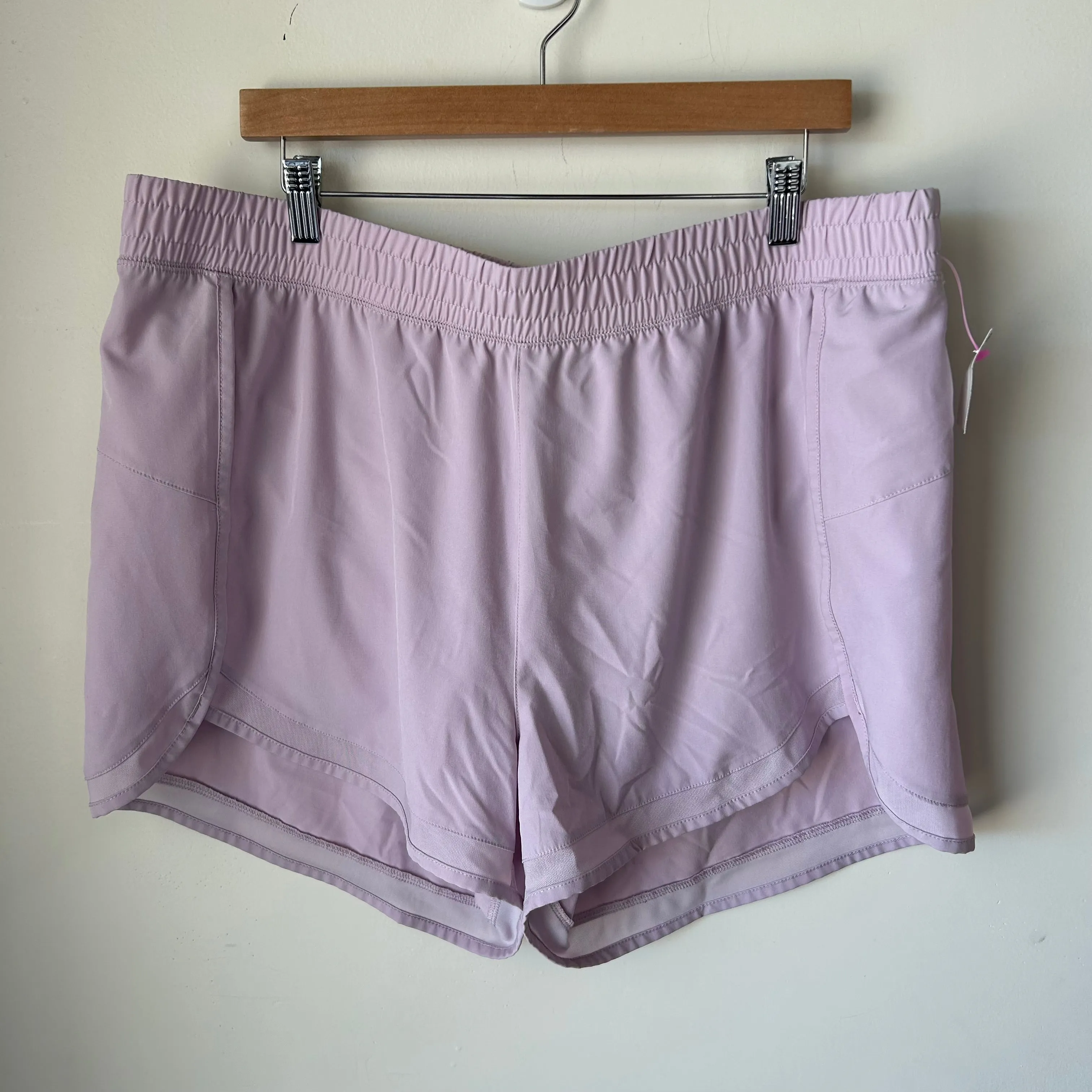 Gaiam Athletic Shorts Size XXL