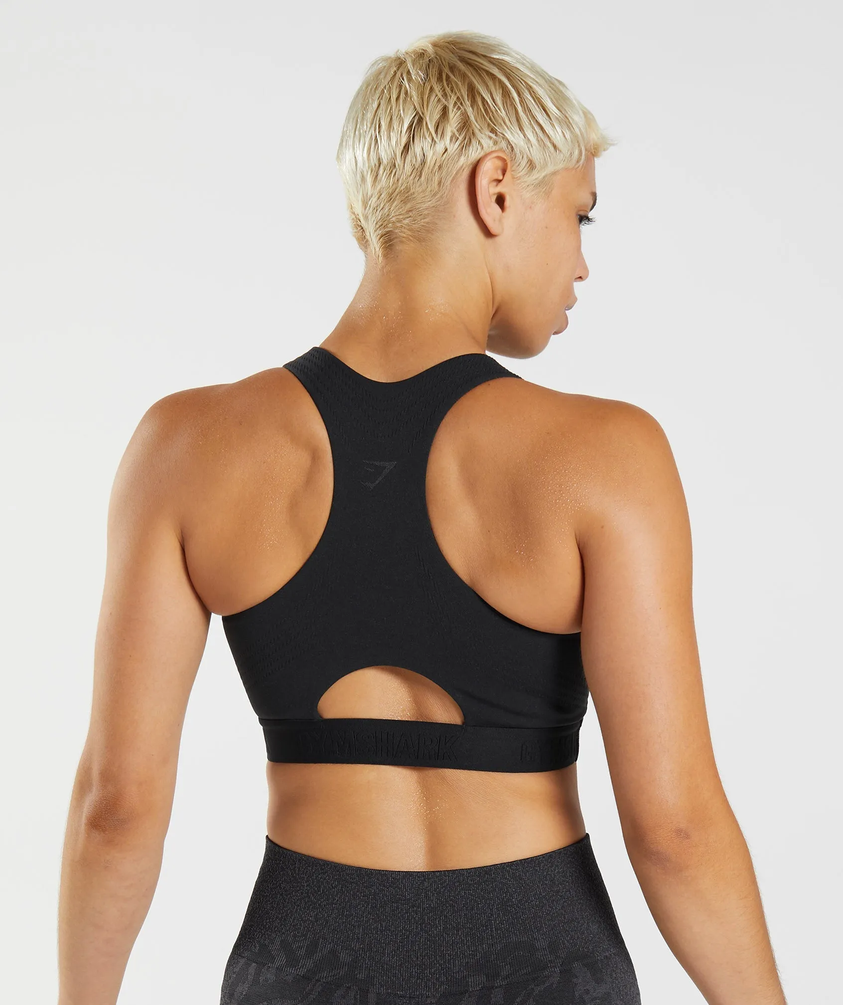 Gymshark 315 Performance High Neck Sports Bra - Black/Graphite Grey