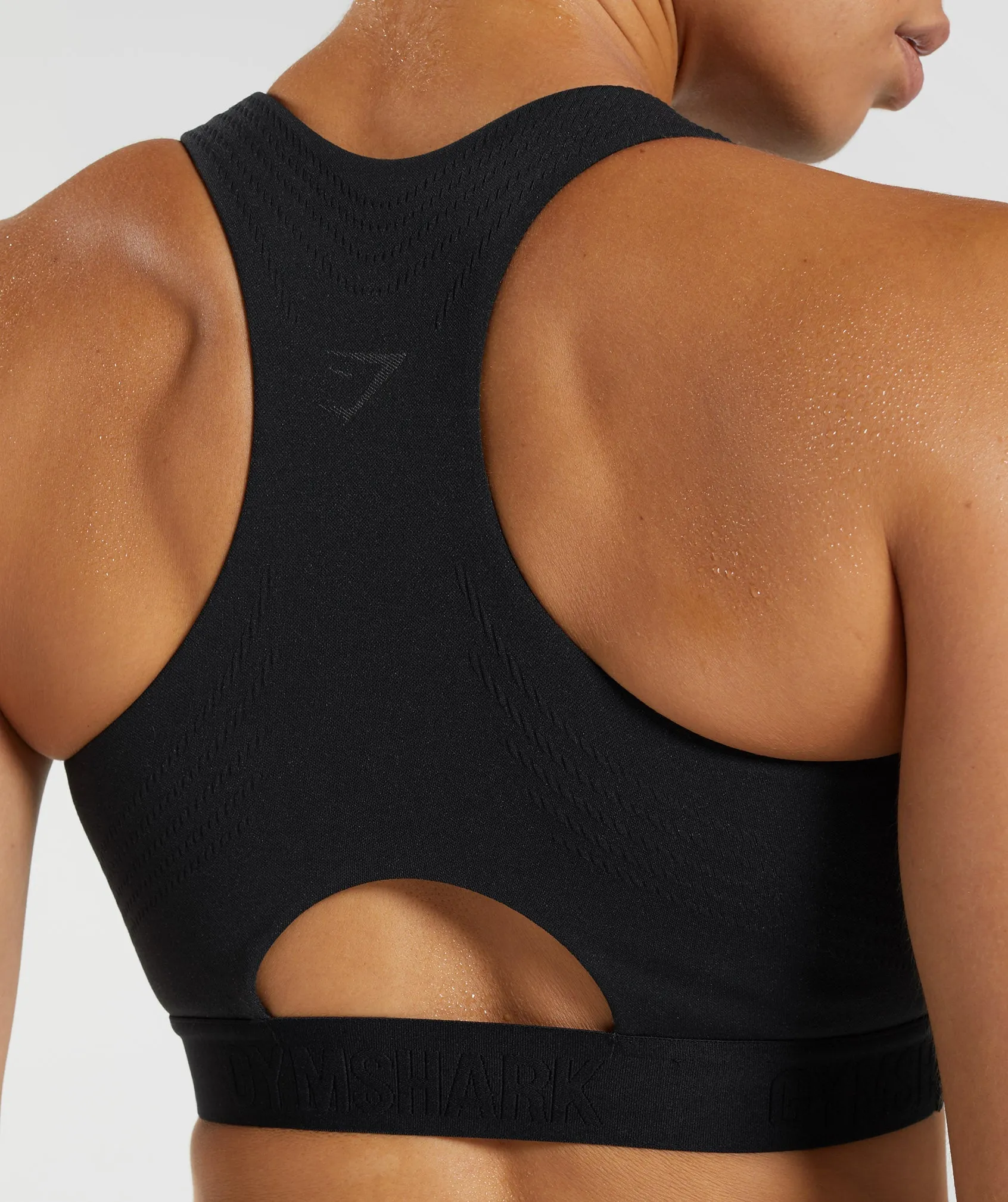 Gymshark 315 Performance High Neck Sports Bra - Black/Graphite Grey